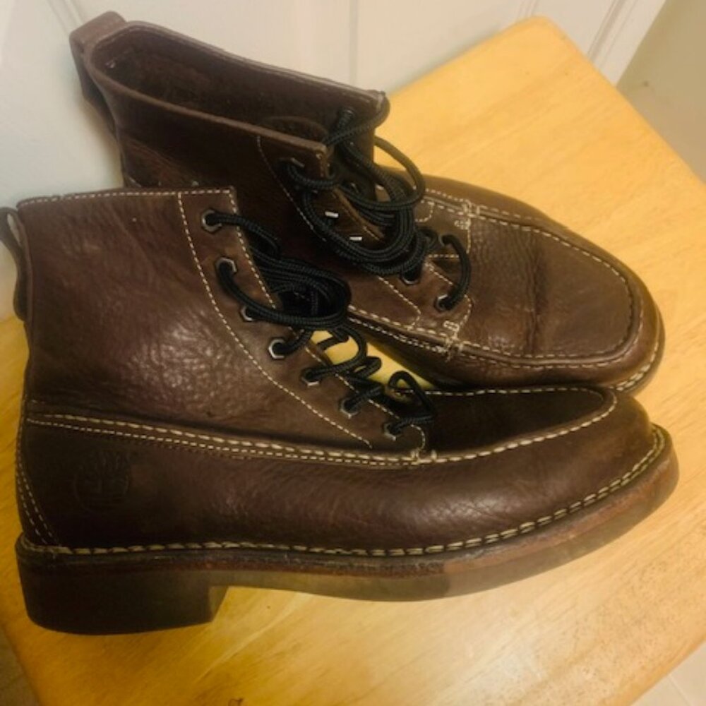 Used : Timberland Men boots 595794578 size 10 Medium